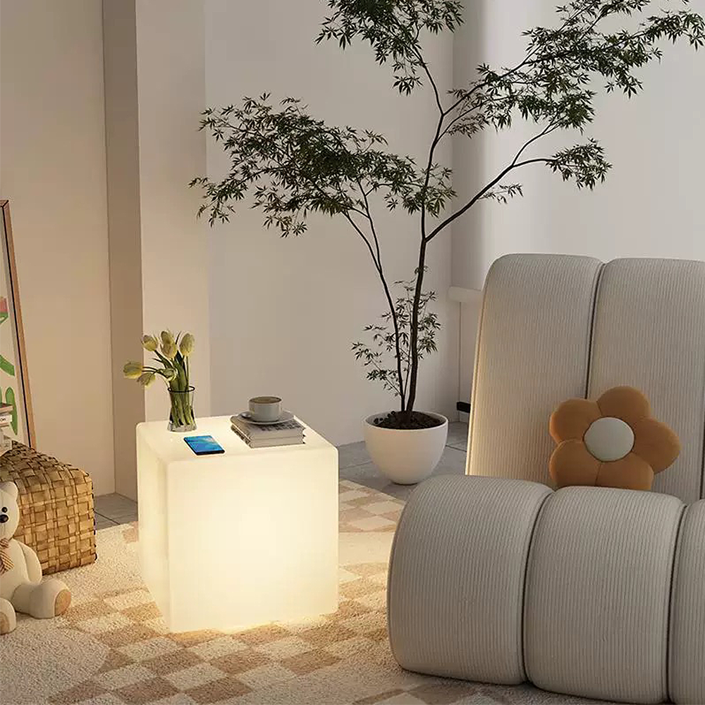 FOREST HILL RGB Color Changing Light Lamp