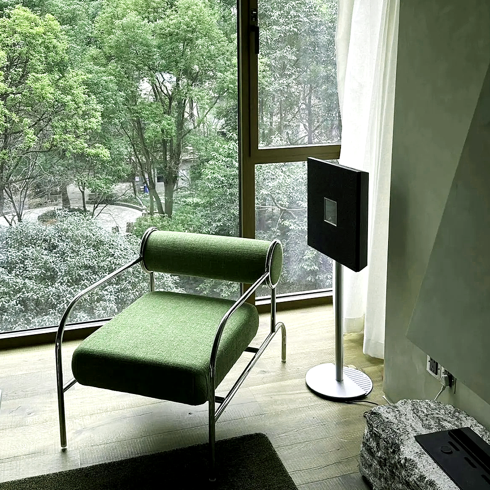 SHIRO KURAMATA Sofa with arms karmstol